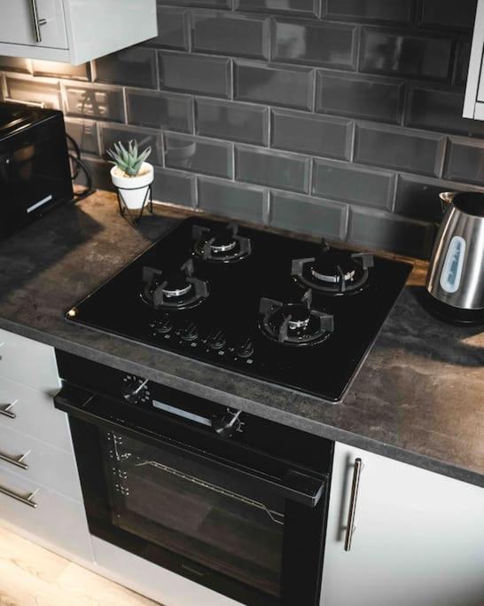 Comfortable Home In Bolton Farnworth Luaran gambar